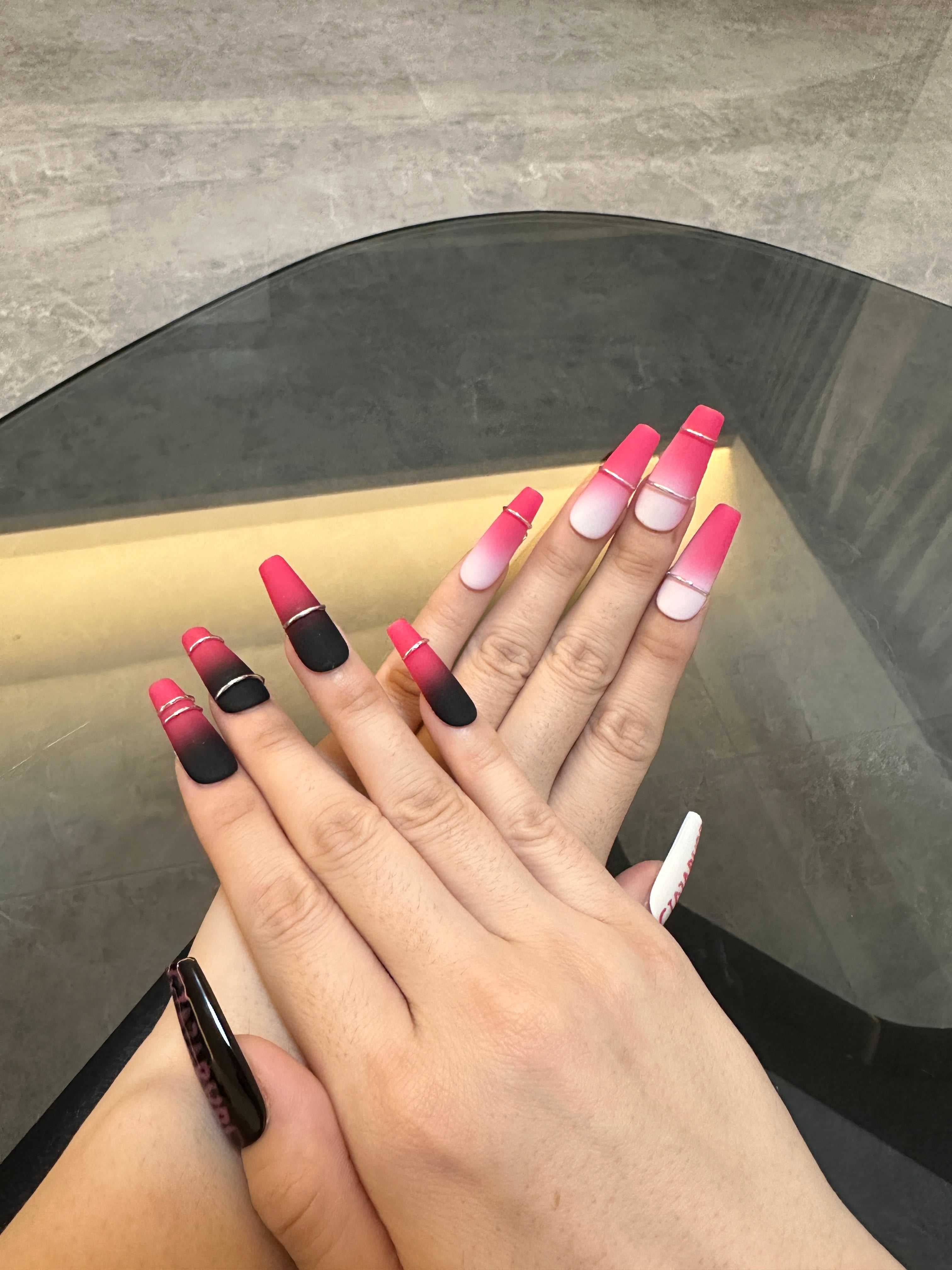 Ebony Rose Black Floral Handmade Press-On Nails for Romantic Looks